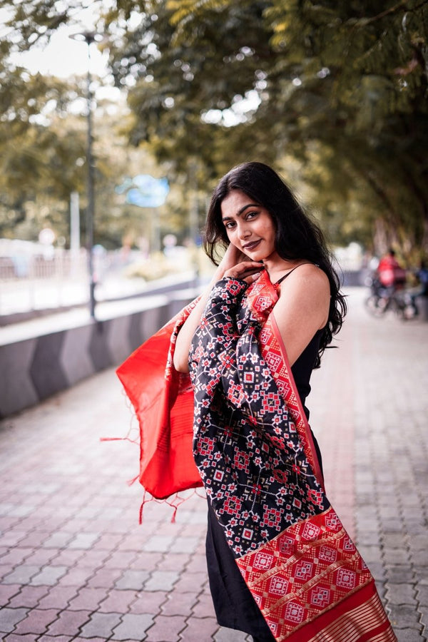 Banarasi Jacquard Weaving Patola Silk Dupatta - Leheriya