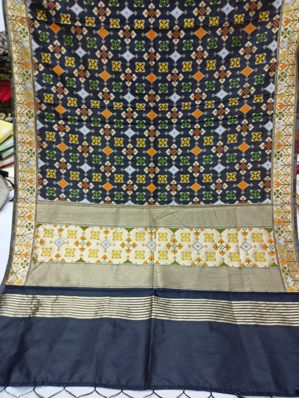 Woven Patola Banarasi Silk Dupatta - Leheriya